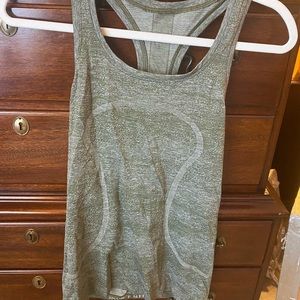 Swiftly tech lululemon tank top